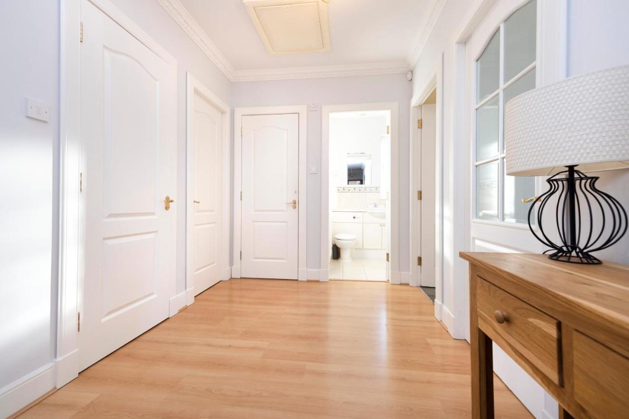 Joivy Modern Flat With Free Parking Leilighet EDI Eksteriør bilde
