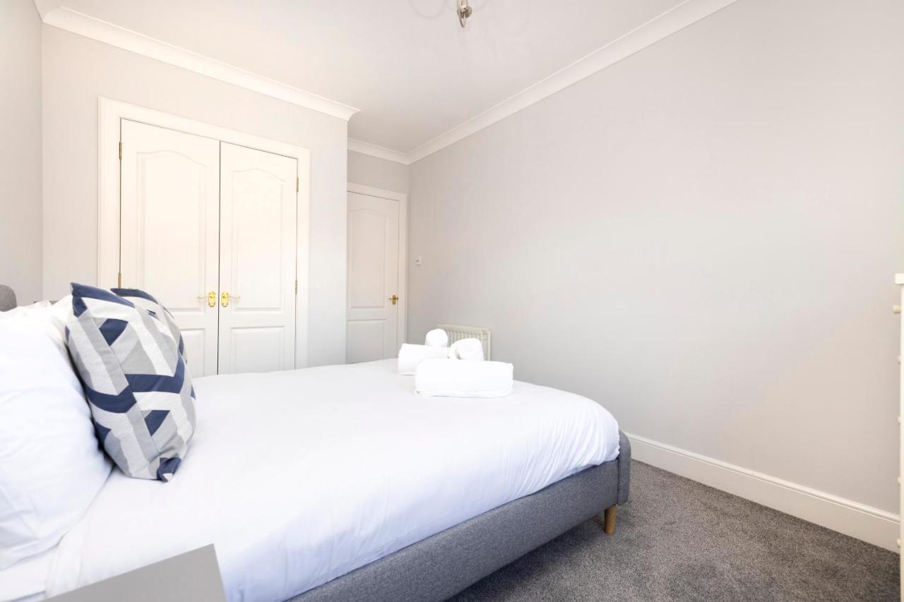 Joivy Modern Flat With Free Parking Leilighet EDI Eksteriør bilde